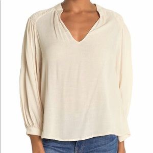 Lush V-Neck 3/4 Blouse